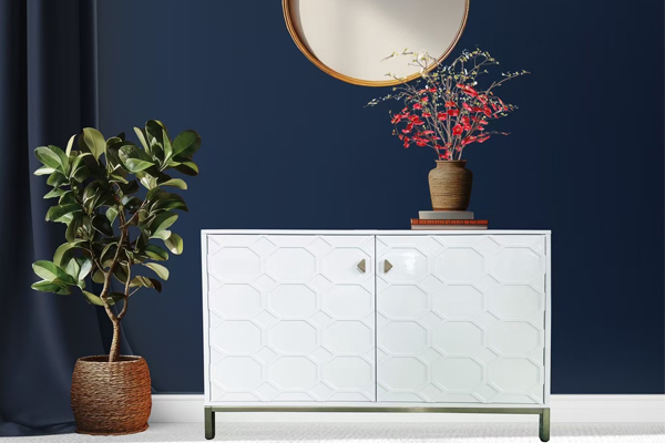 No.466003Sally Lacquer Cabinet