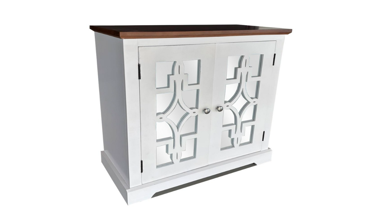 LOGAN CABINET